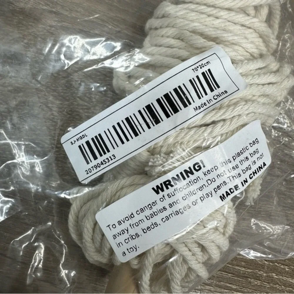 Lianzhui Cream Macrame Wall Plant Hanger Boho Cotton‎ Cord Wooden Dowel 33.5 NEW